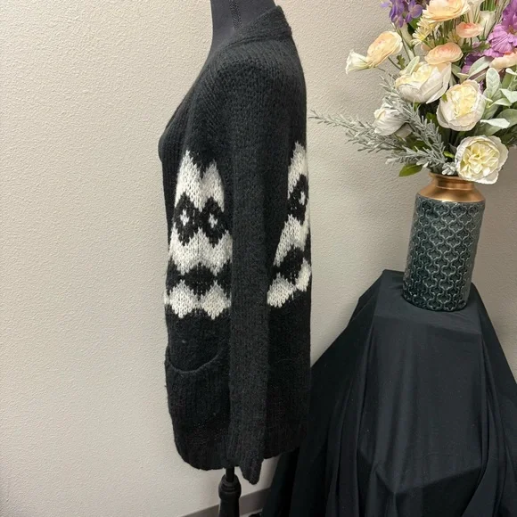 GAP Black Open Front Cardigan Sweater S | Argyle Knit Cozy Fall Winter Layer - Picture 2 of 7